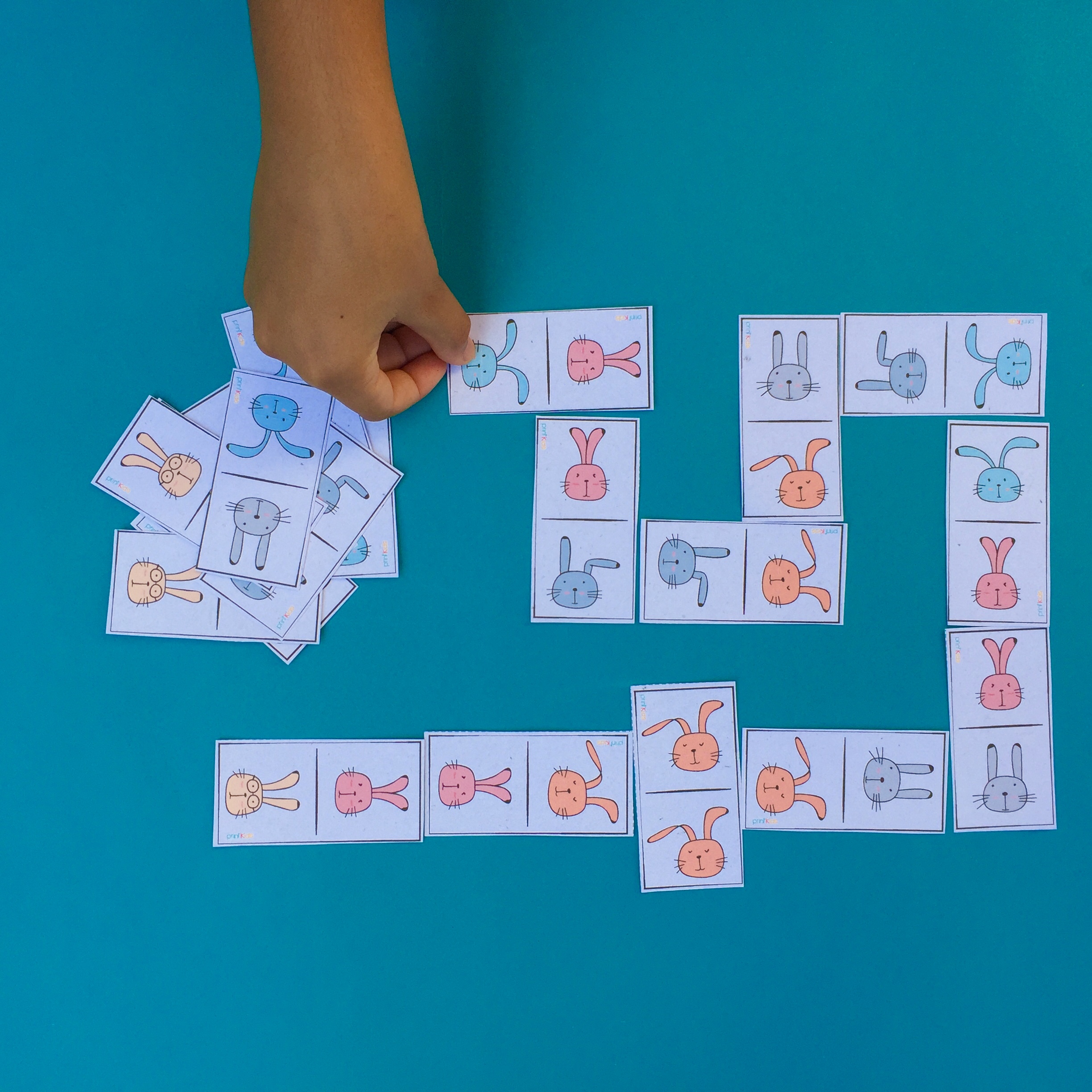 Jogo de dominó para imprimir e brincar com as regras do jogo